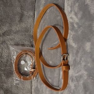 Slim faux leather belt.